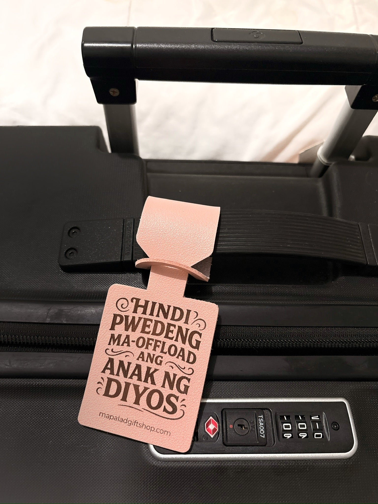 Hindi Pwedeng Ma-offload Leather Luggage Tag